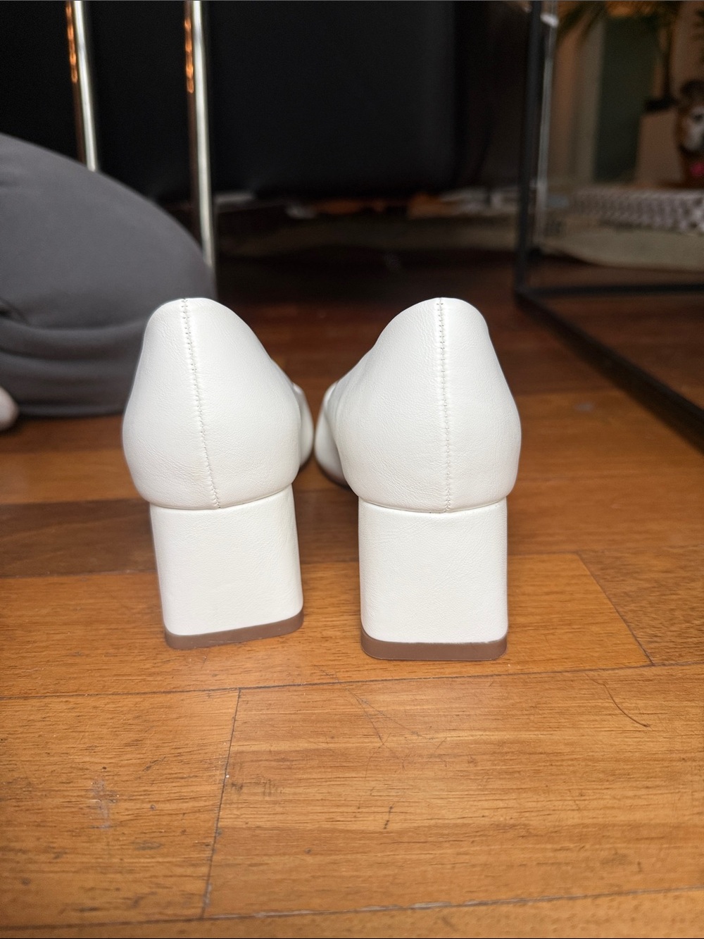 ASOS White Pointed Toe Women's Heels - Picture 8 of 10